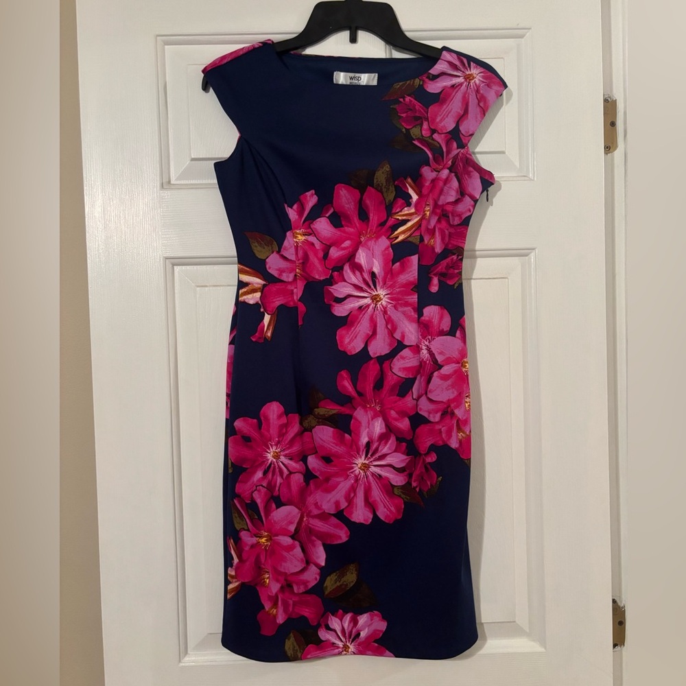 Wisp Petites size 0P blue dress with pink flower designsn